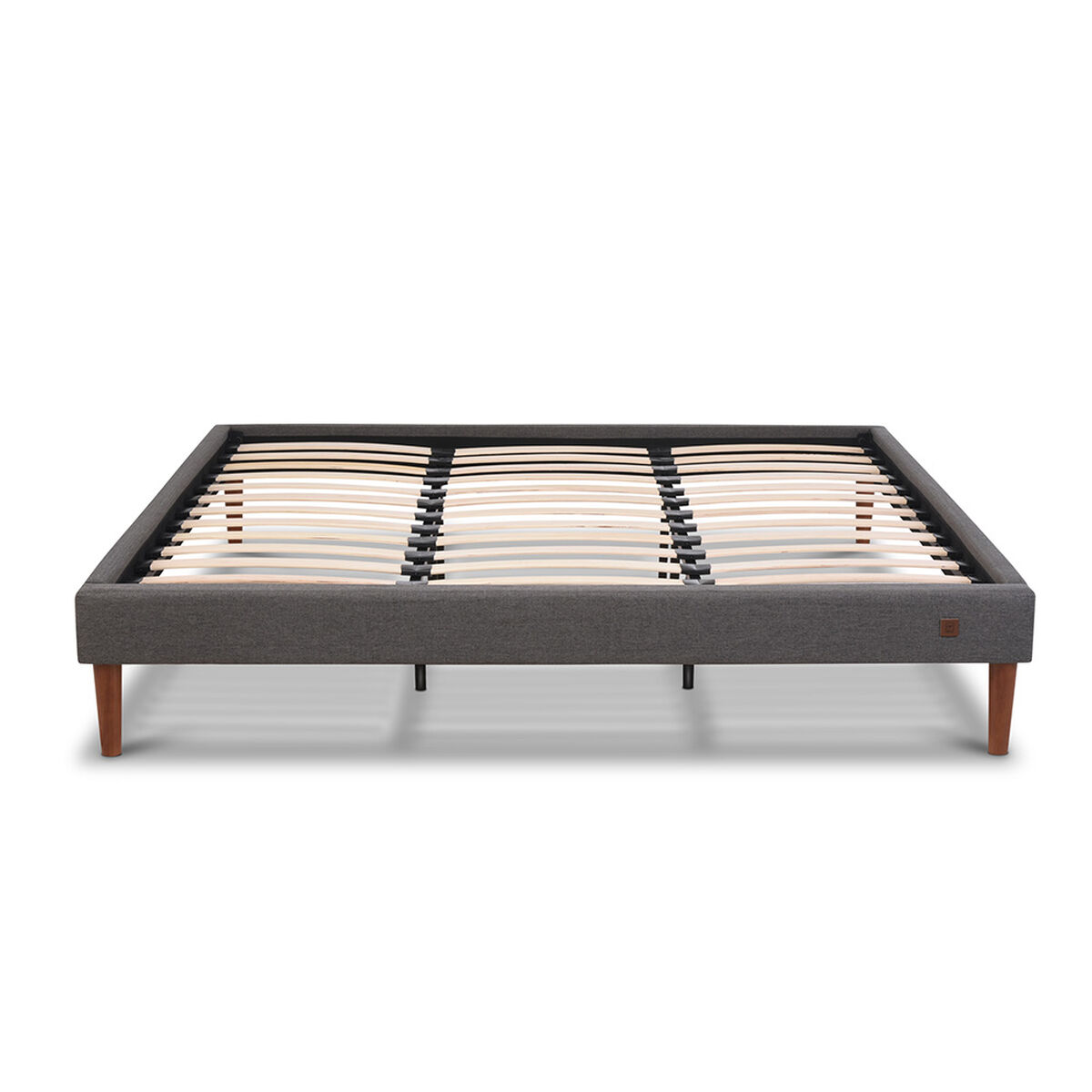 Cama Europea CIC King Alaska + Respaldo + 2 Veladores