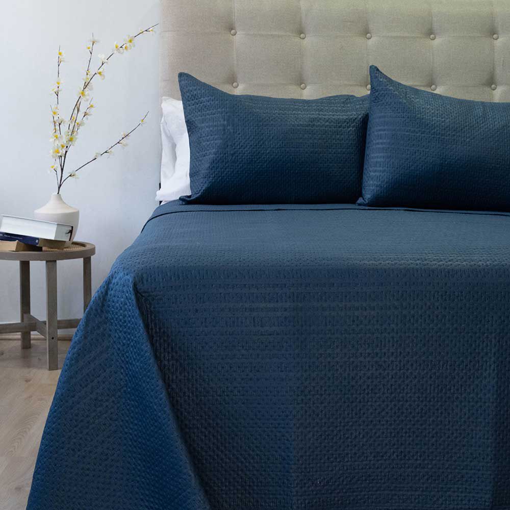 Quilt Doral 2 Plazas Liso Deluxe Azul