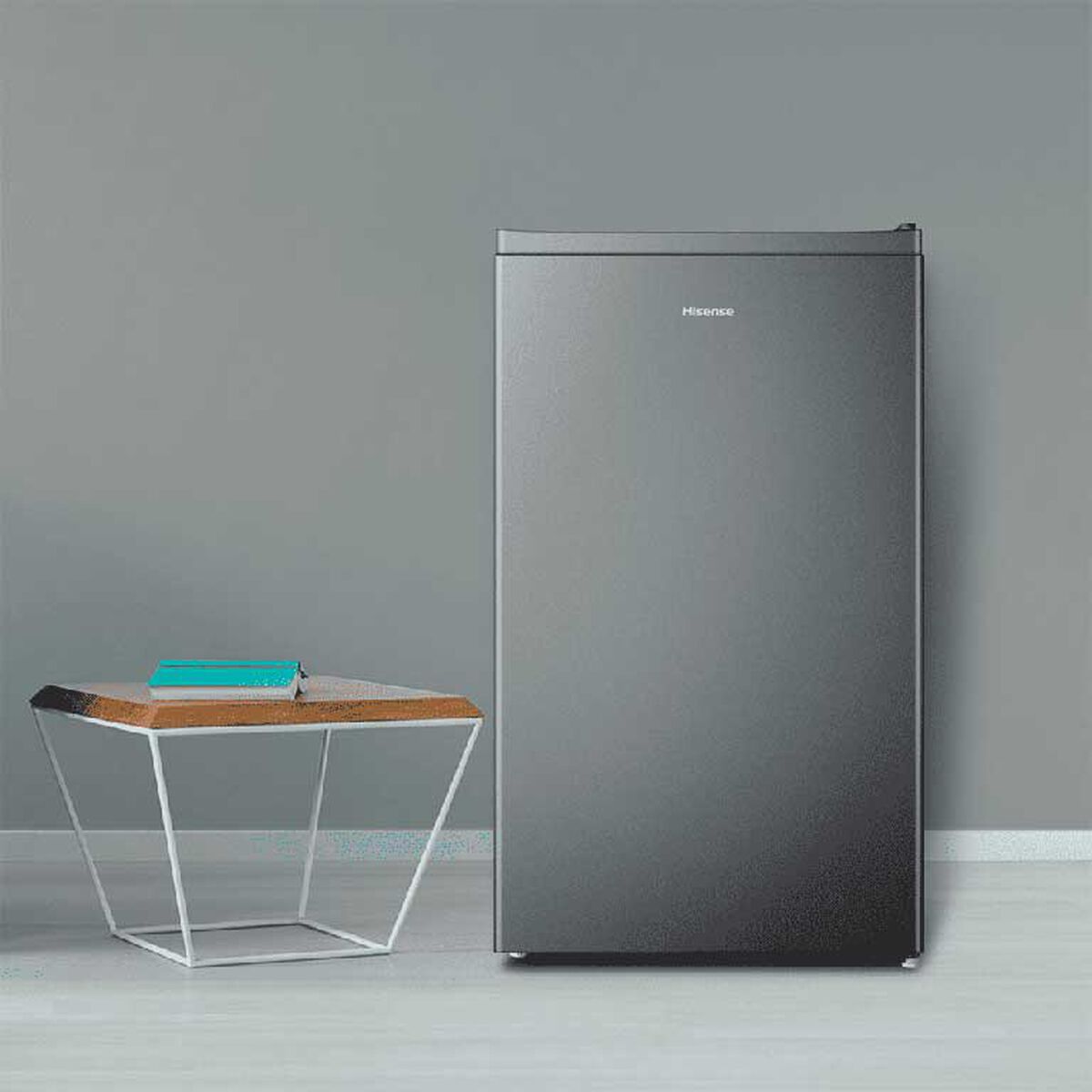 Refrigerador Fr&iacute;o Directo Hisense RR093N1EB1 94 lts.