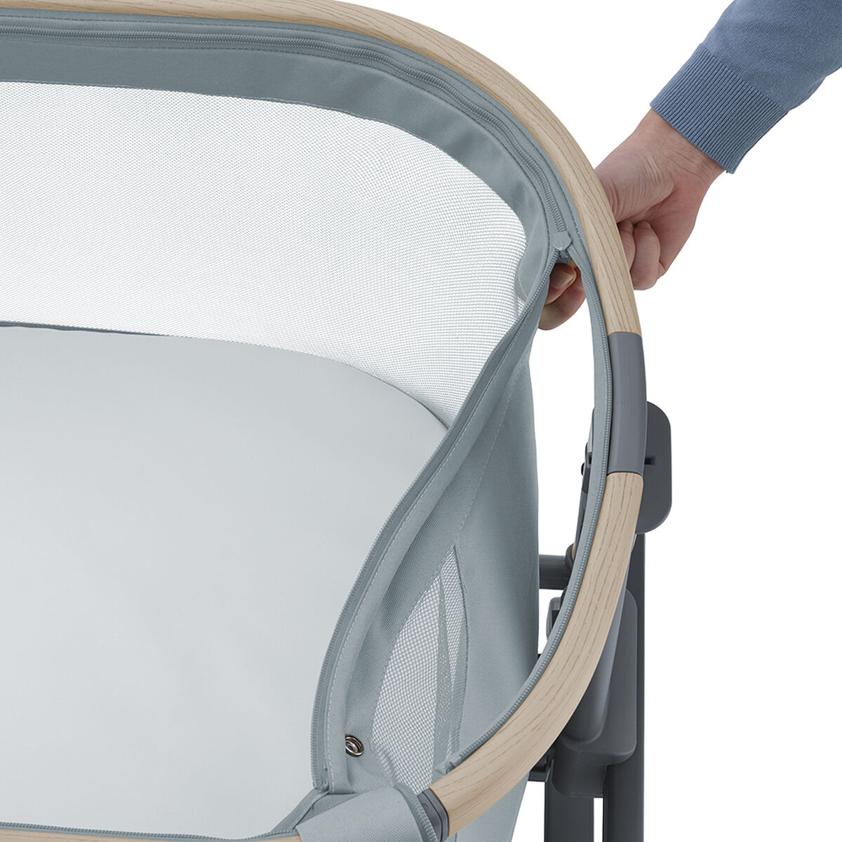 Cuna Colecho Lora Air Beyond Gris Maxi Cosi