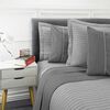 Set Quilt + Juego de Sábanas Casanova King Gris
