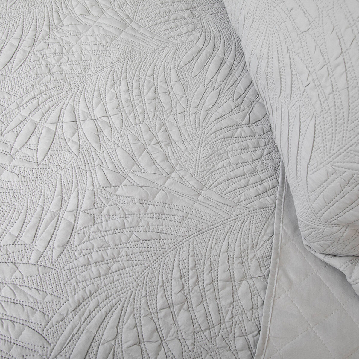 Quilt Doral 2 Plazas Gris Bubbly