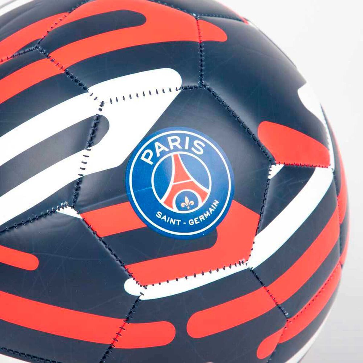 Bal&oacute;n de F&uacute;tbol PSG