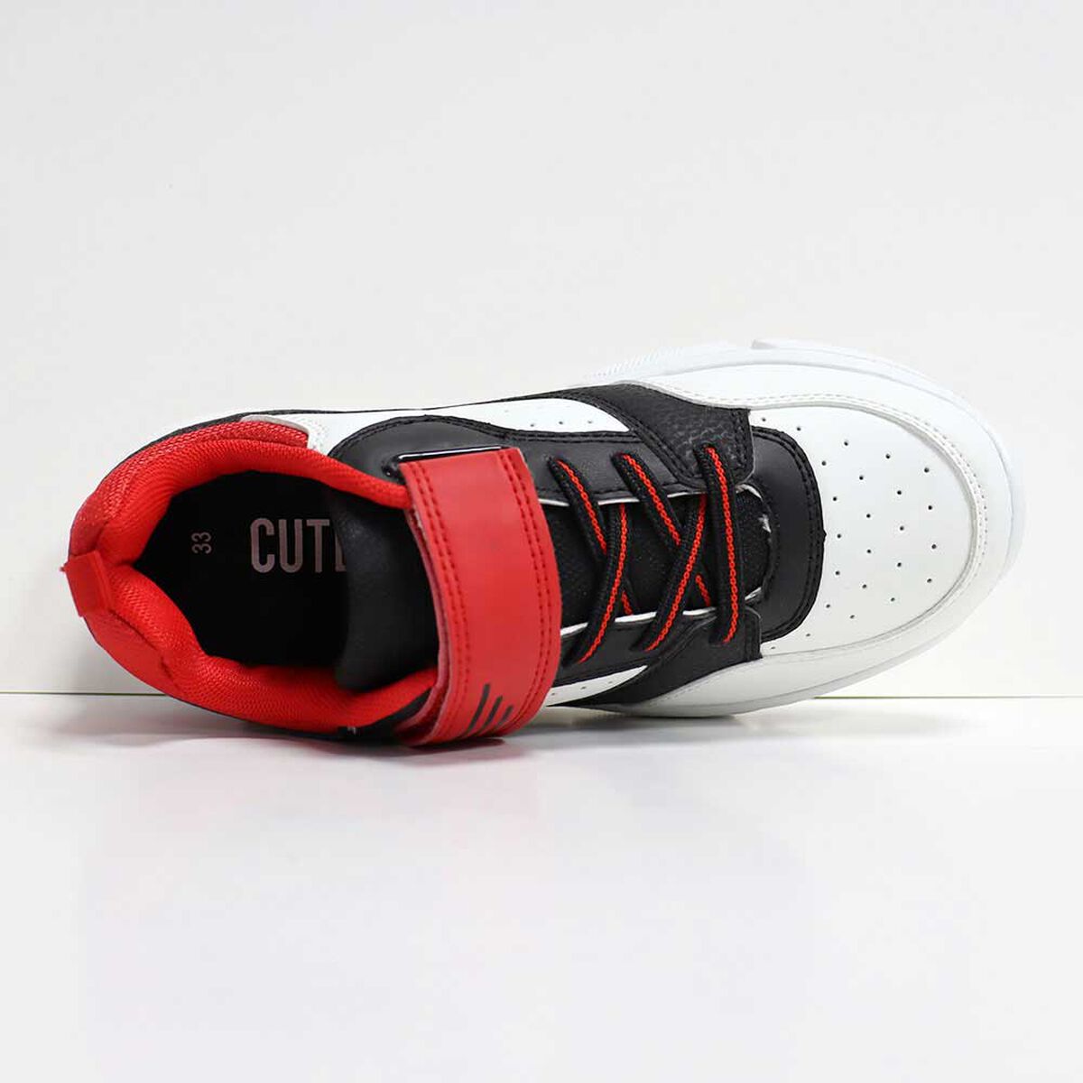 Zapatilla Urbana Niño Cutback