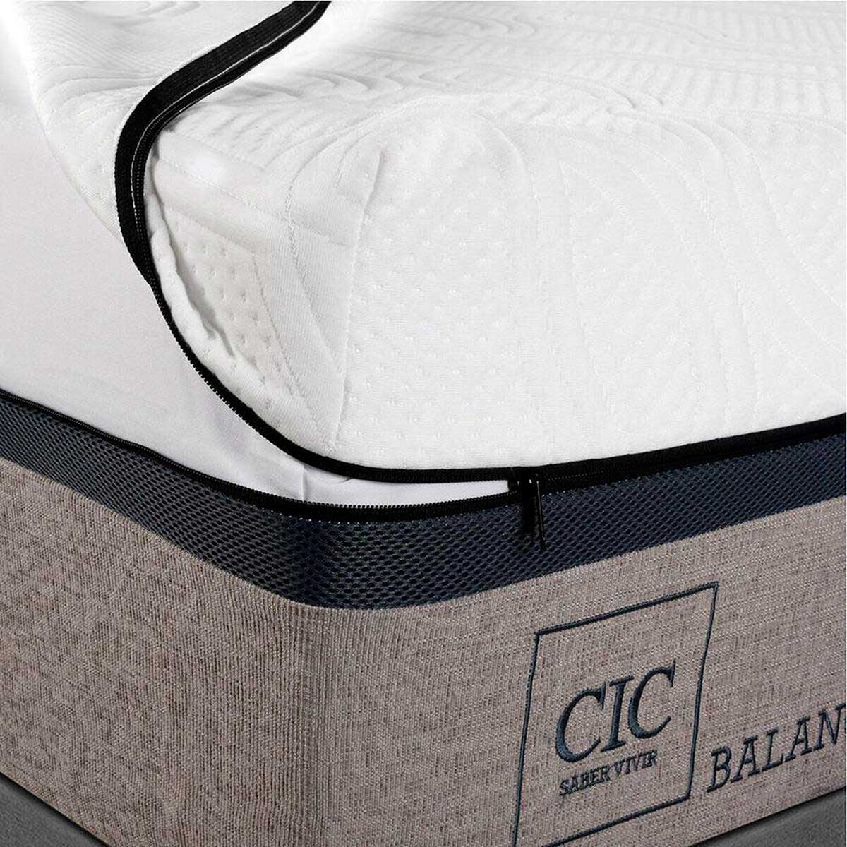 Cama Europea CIC Base Dividida King Balance + Respaldo + 2 Veladores Kavery