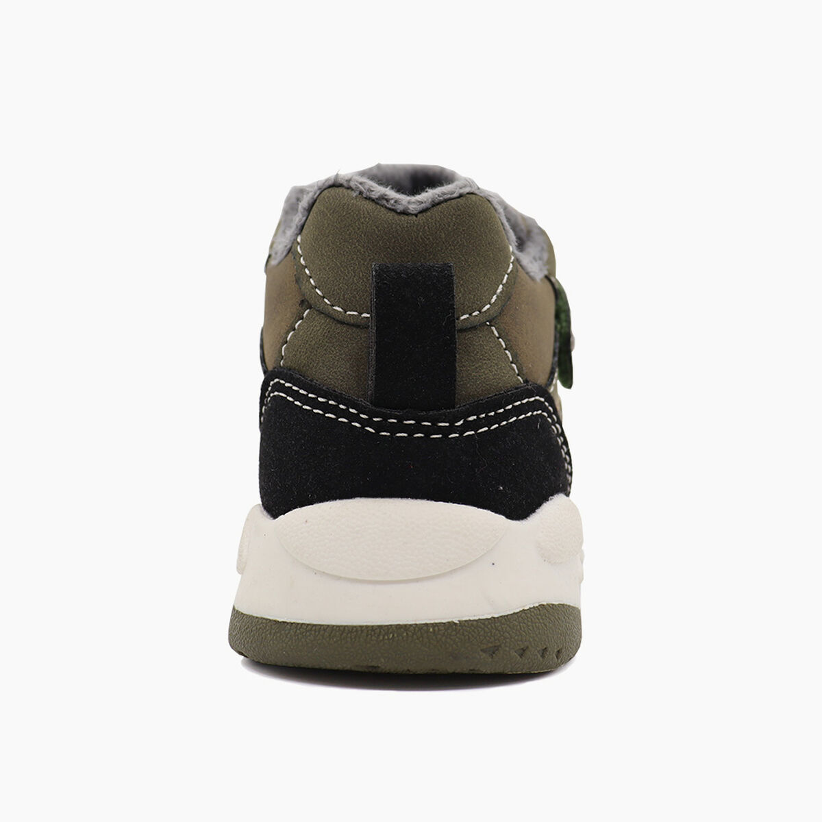 Bota Urbana Ni&ntilde;o Chess