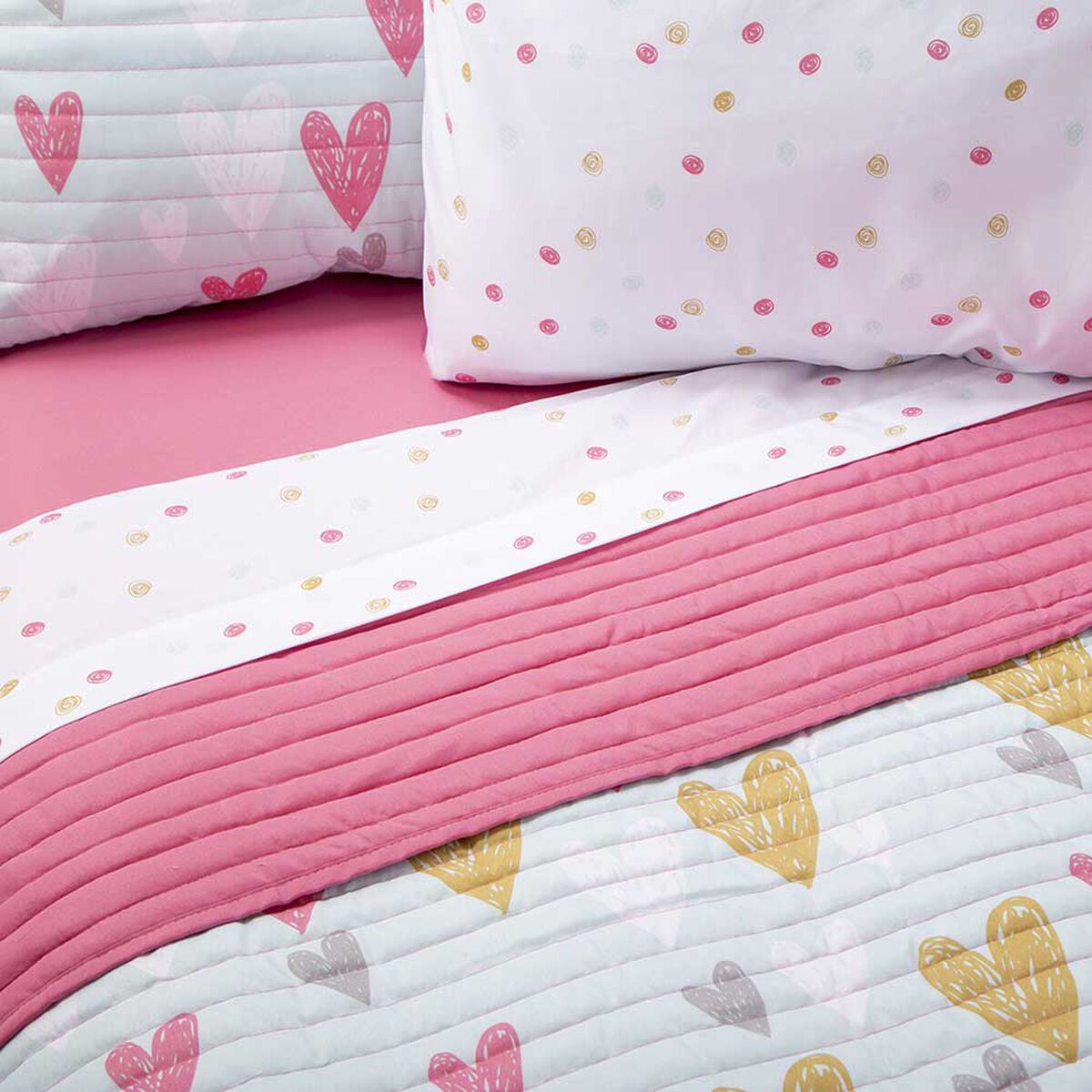 Set Quilt Infantil + Juego de S&aacute;banas Casanova Kids 1,5 Plazas Hearts