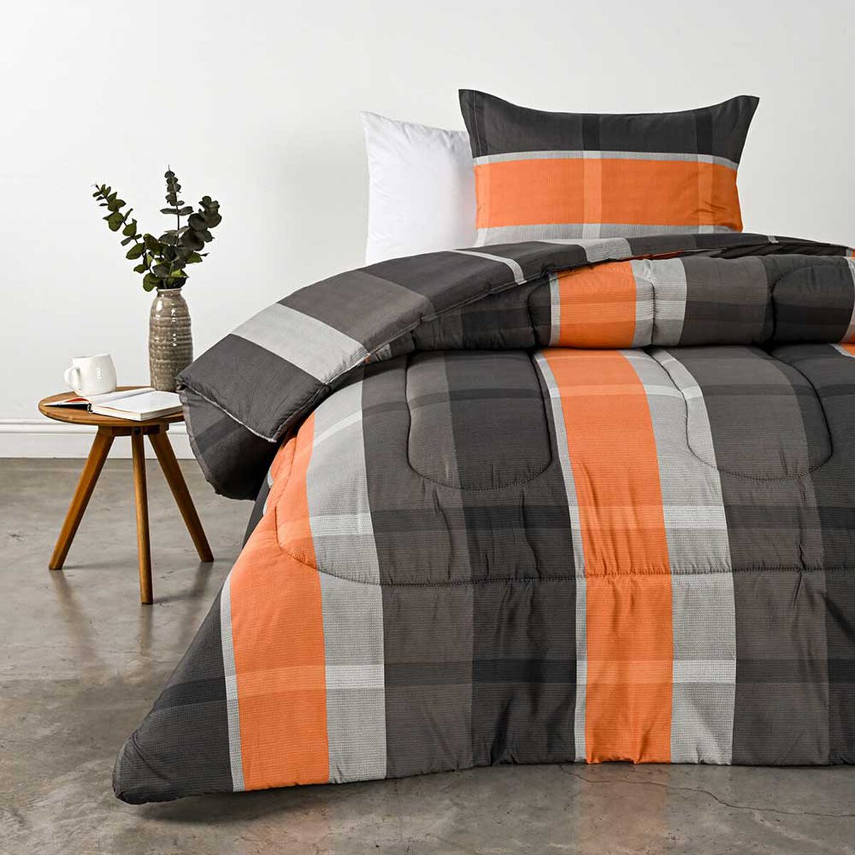 Plum&oacute;n American Family 1,5 Plazas Franjas Naranjo