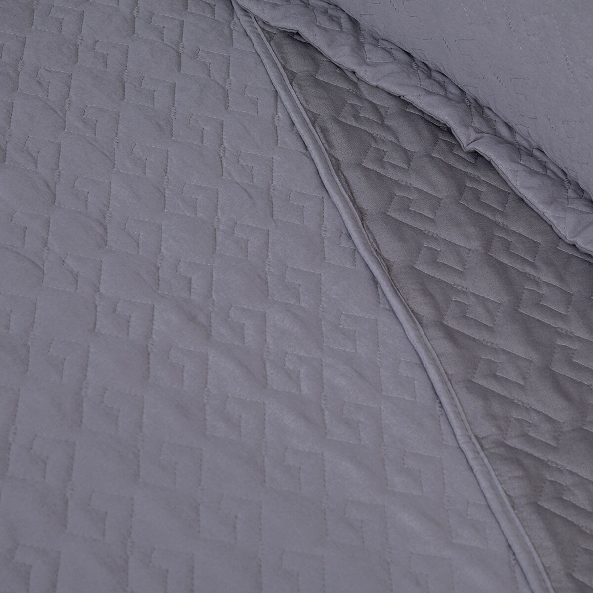 Quilt Doral King Gris Velvety