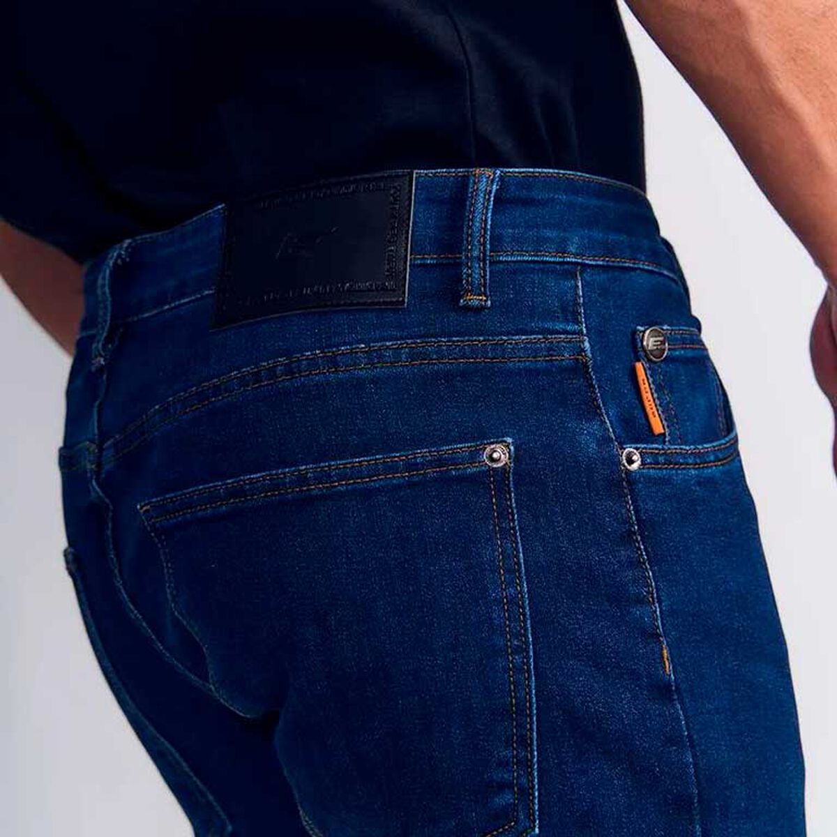 Jeans Skinny Tiro Medio Hombre Ellus