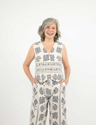 Imagen 1 del producto Blusa Estampada Sin Mangas Mujer Portman Club Beige