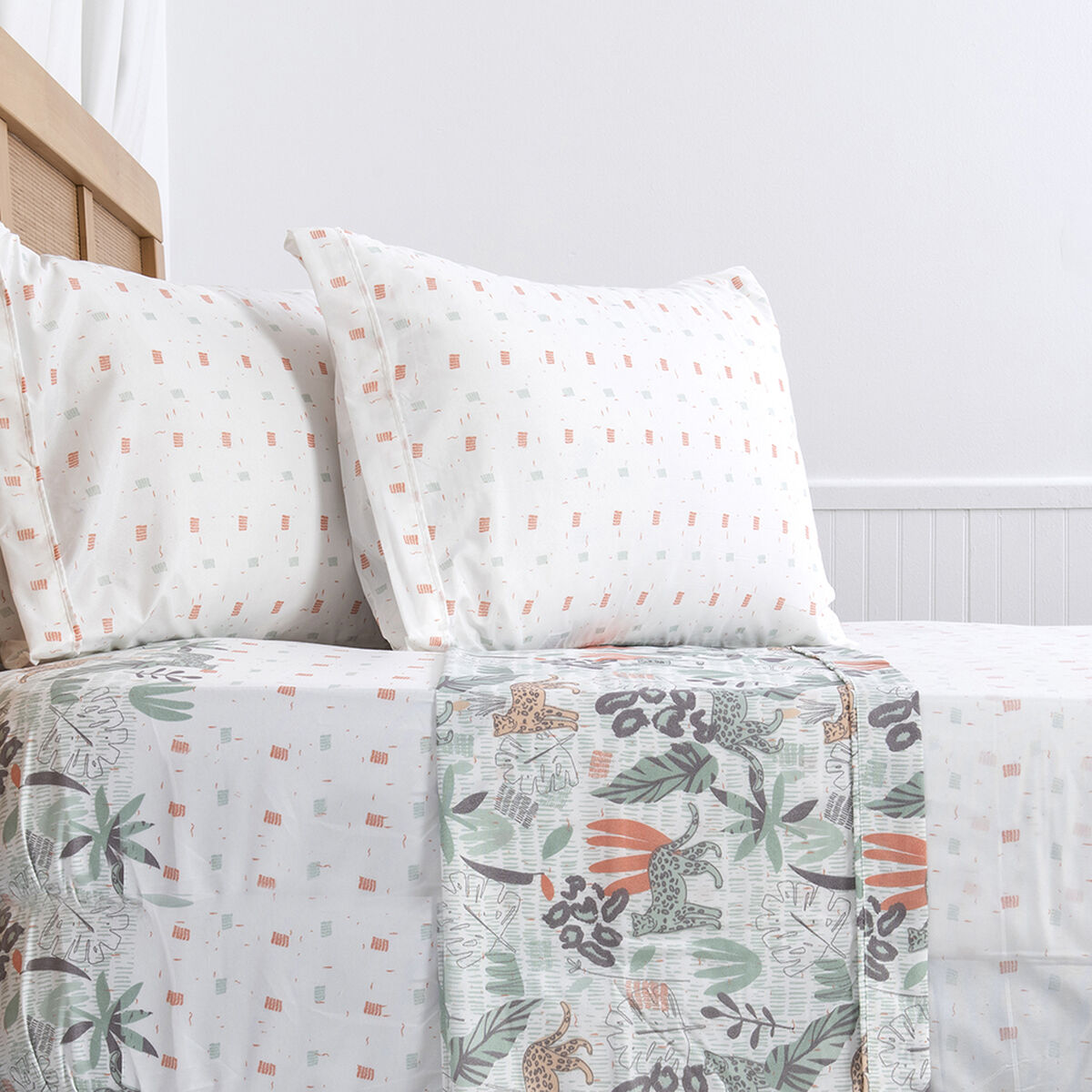 Juego de Sábanas Plumetti King Estampada Acacia
