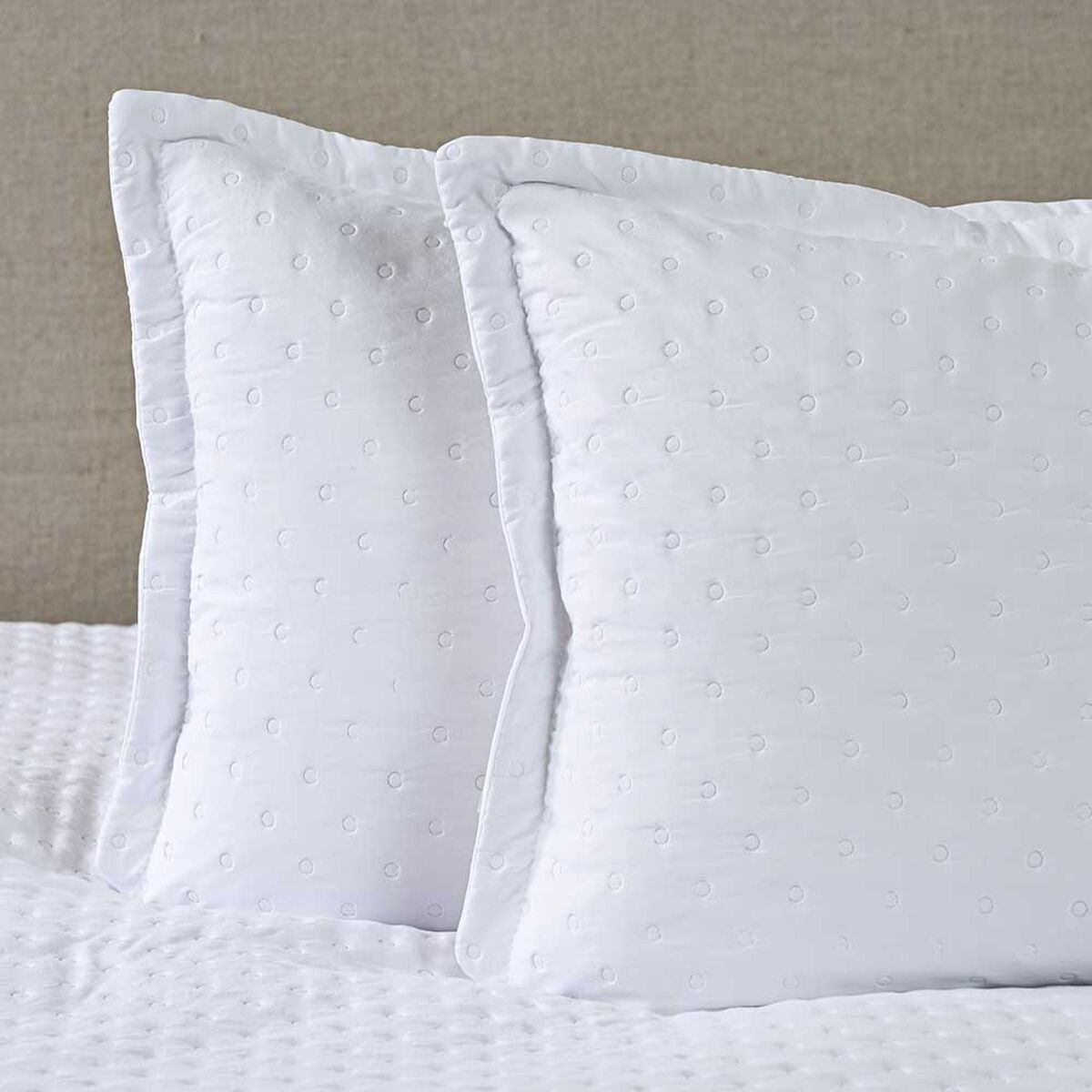Quilt American Family King Dots Blanco