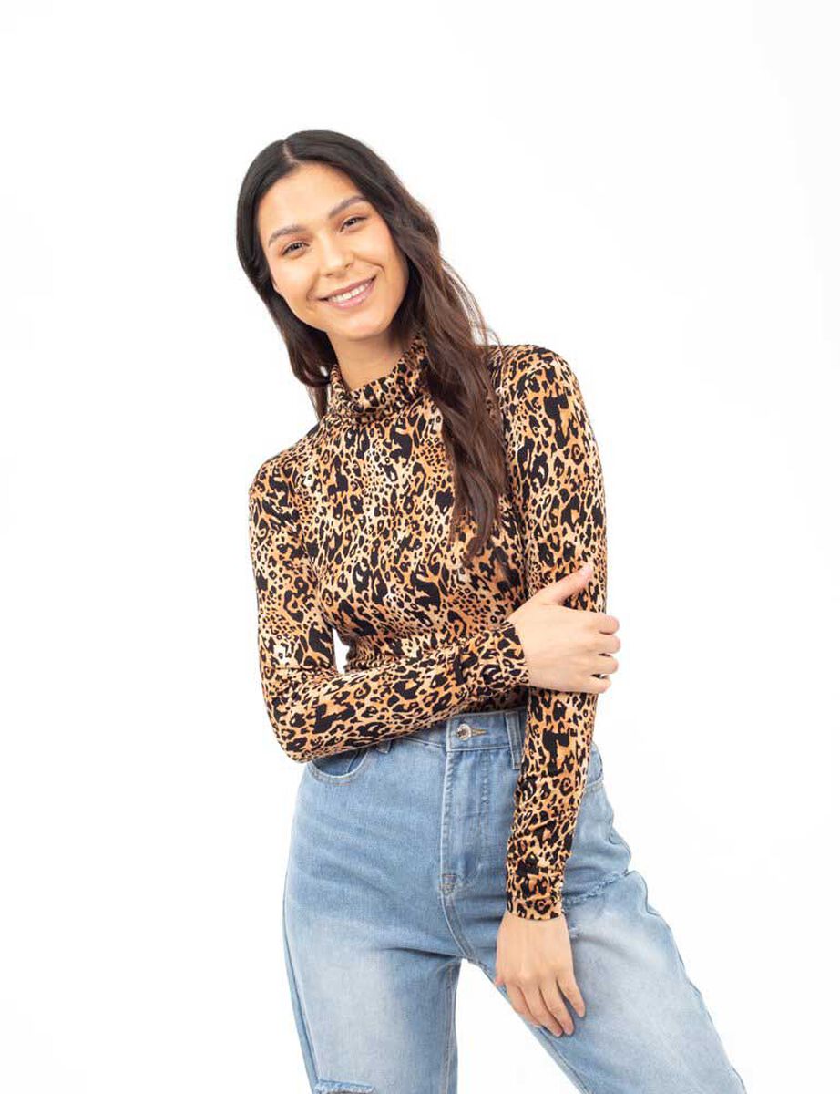 Polera Crop Manga Larga Cuello Tortuga Mujer Icono