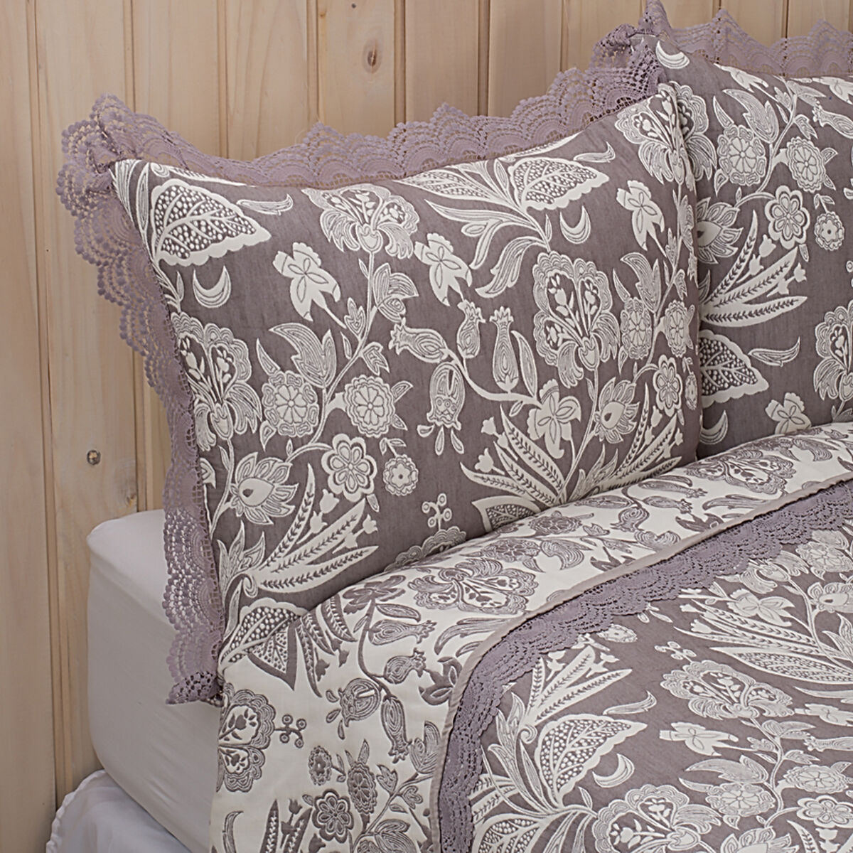 Cubrecama Jacquard Taupe 2 Plazas