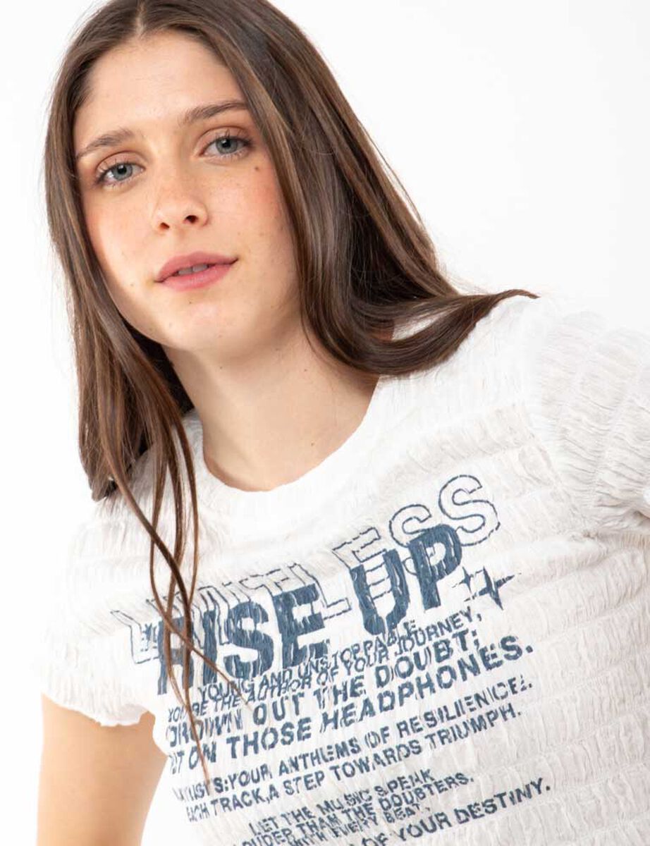 Polera Crop Con Estampado Manga Corta Mujer Icono