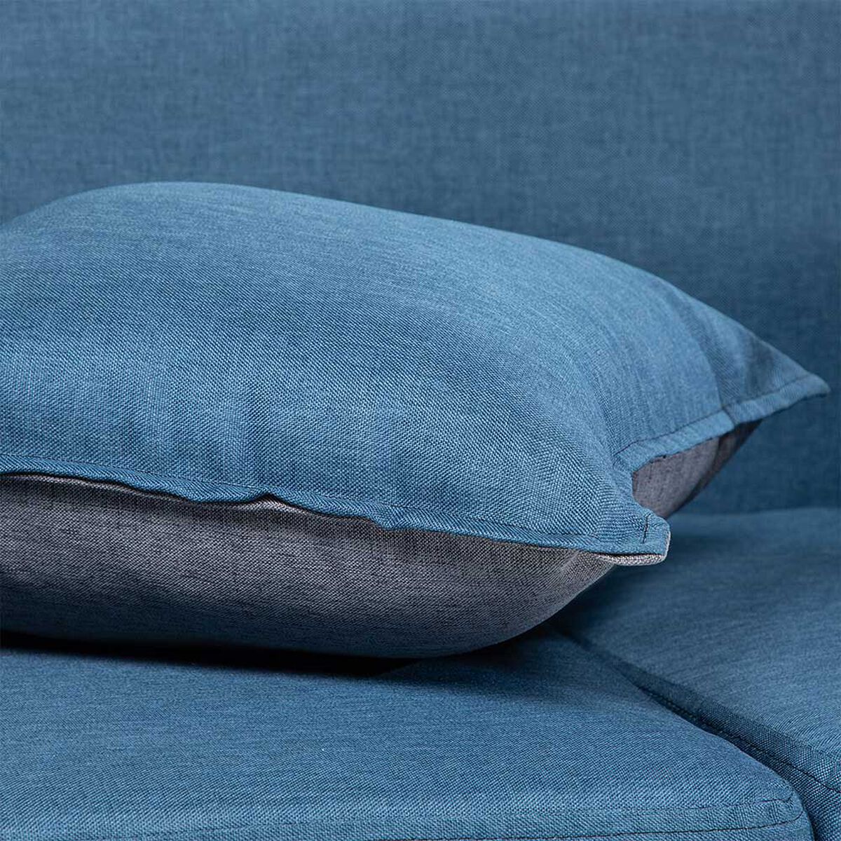 Juego de Living Almore Paris Sofá 3 Cuepos + Dos Pouf 1 Cuerpo Gris Azul