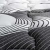 Cama Europea Celta King Pocket Black Signature + Respaldo Tela XL