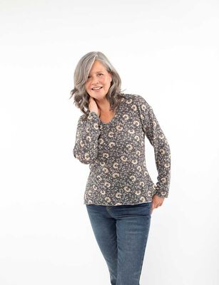 Imagen 1 del producto Sweater Estampado Cuello V Mujer Portman Club Azul, Negro, Rosado, Verde