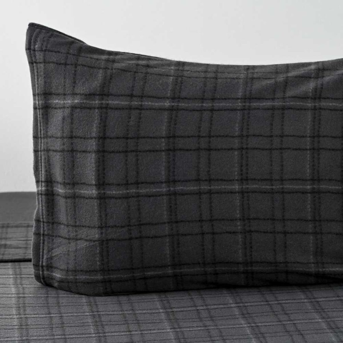 Juego de S&aacute;banas Polar American Family 1,5 Plazas Roy No Aplica Gris