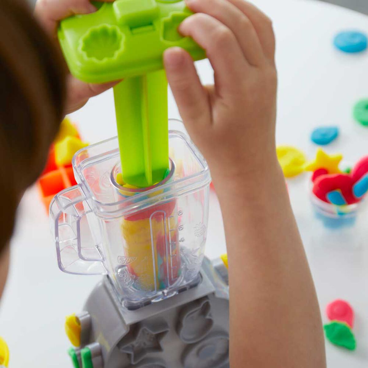 Masas y Plastilinas Play Doh Kitchen Creations Licuadora de Batidos Coloridos