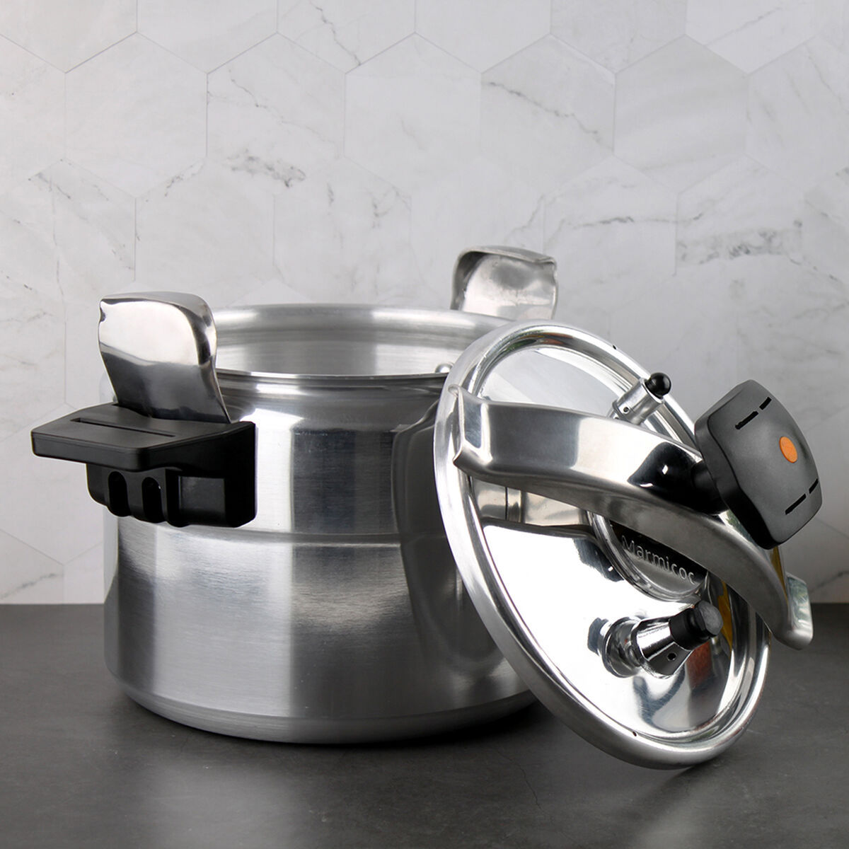 Olla a Presión Aluminio Marmicoc Alumax Plus 6 lt