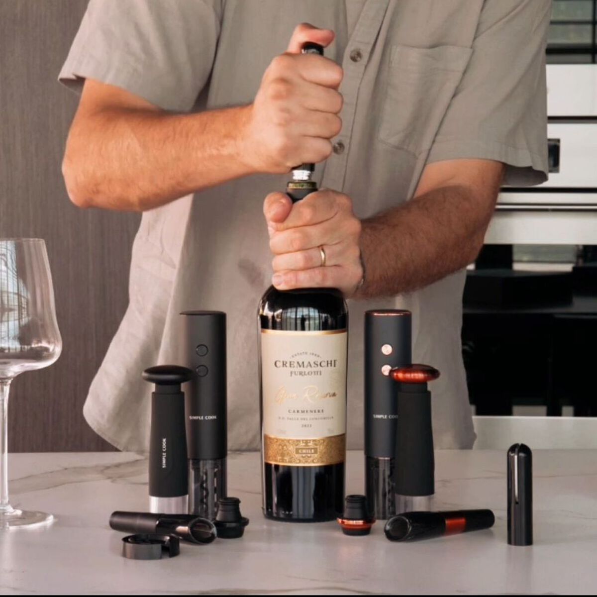 Descorchador de Vinos a Presion Simple Cook Dominus negro