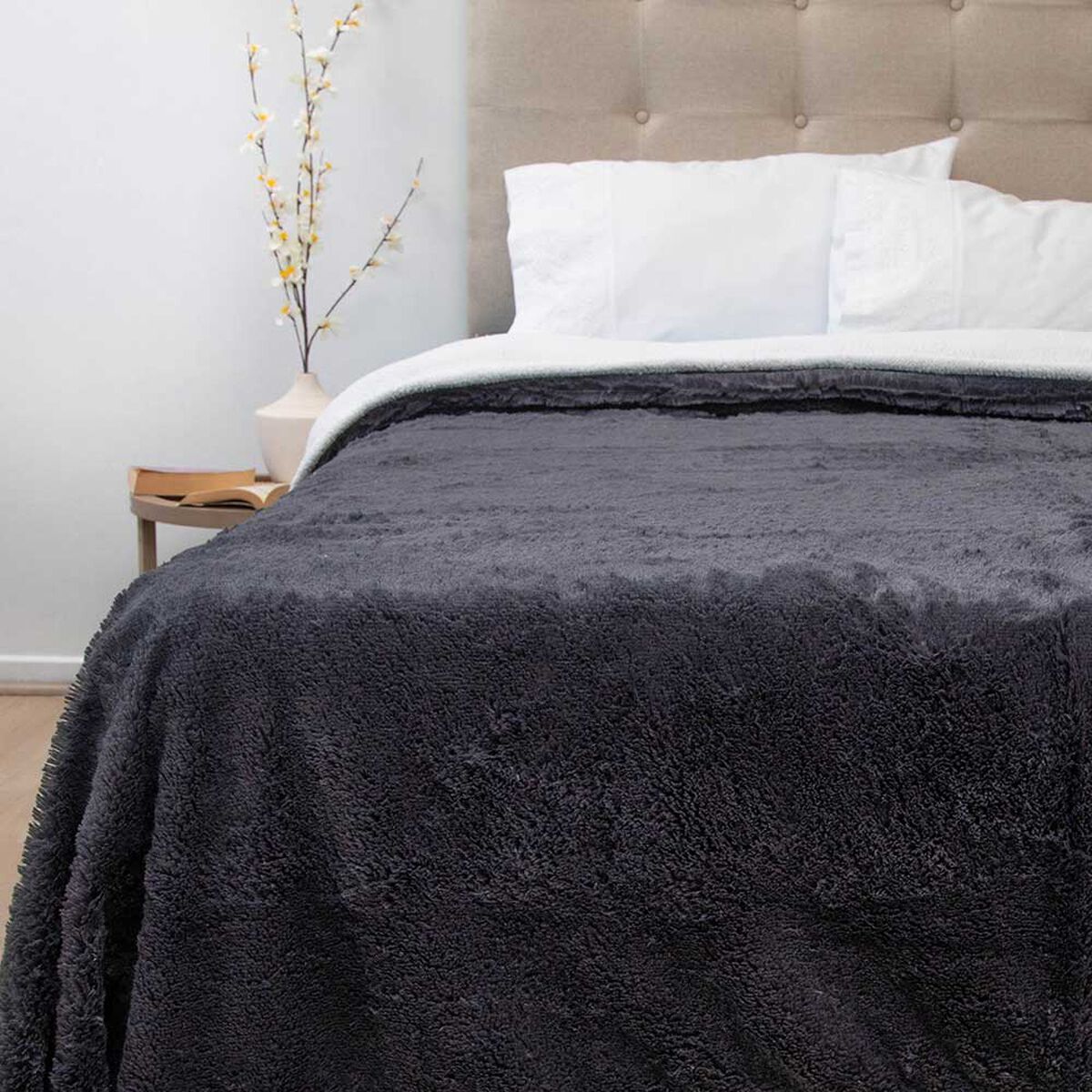 Frazada Poliéster Doral 2 Plazas Deluxe Negro