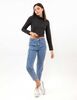 Sweater Crop Liso Cuello Tortuga Mujer Icono