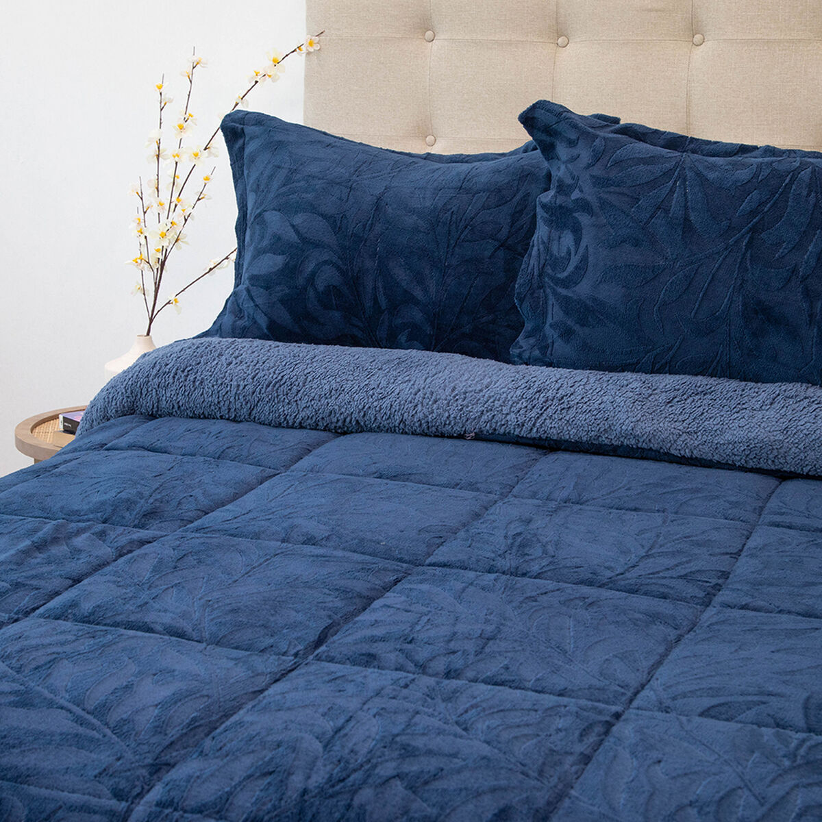 Cubrecama Doral 2 Plazas Azul Outboss Sherpa