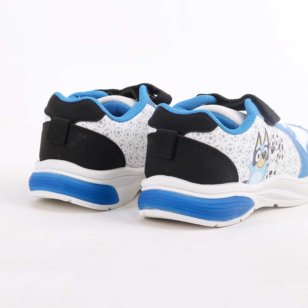 Zapatilla Con Luces F&uacute;tbol Toddlero Bluey