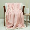 Manta Doral Fluffy 127x152 cm D10