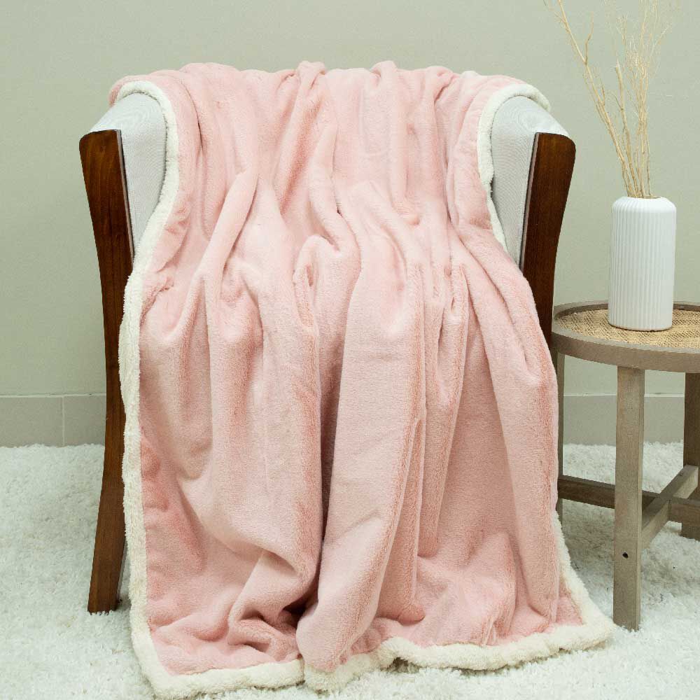 Manta Doral Fluffy 127x152 cm D10
