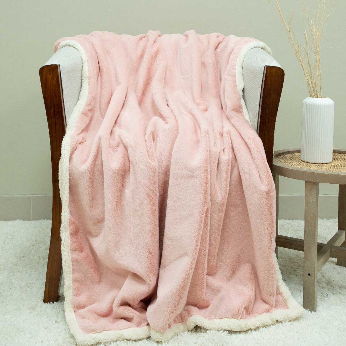 Manta Doral Fluffy 127x152 cm D10