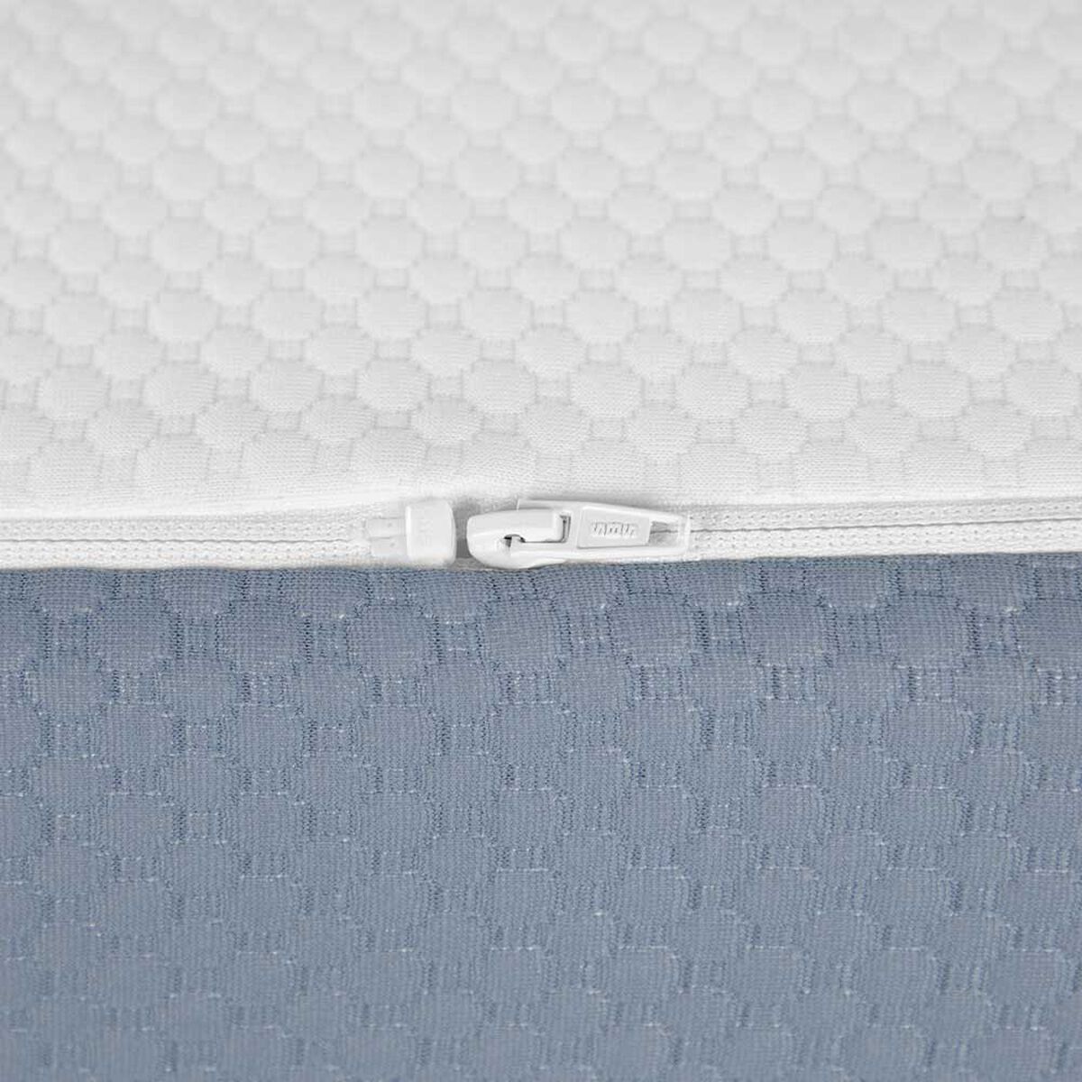 Cama Europea CIC 1,5 Plazas Excellence + Respaldo Munich Olivo