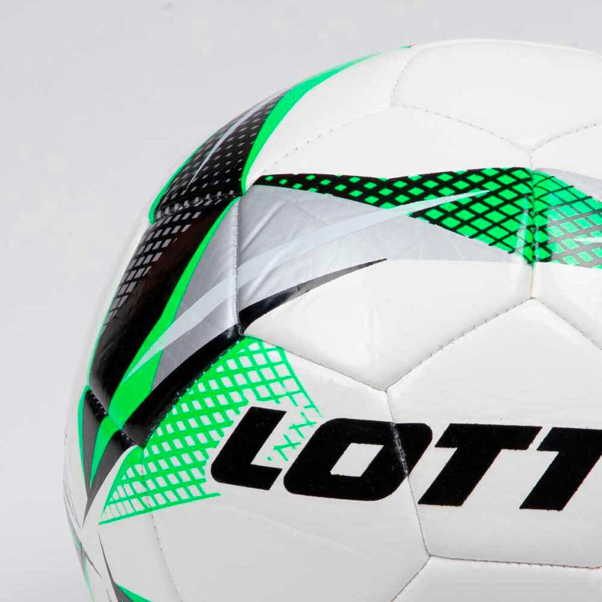 Bal&oacute;n de F&uacute;tbol 900 N5 Lotto