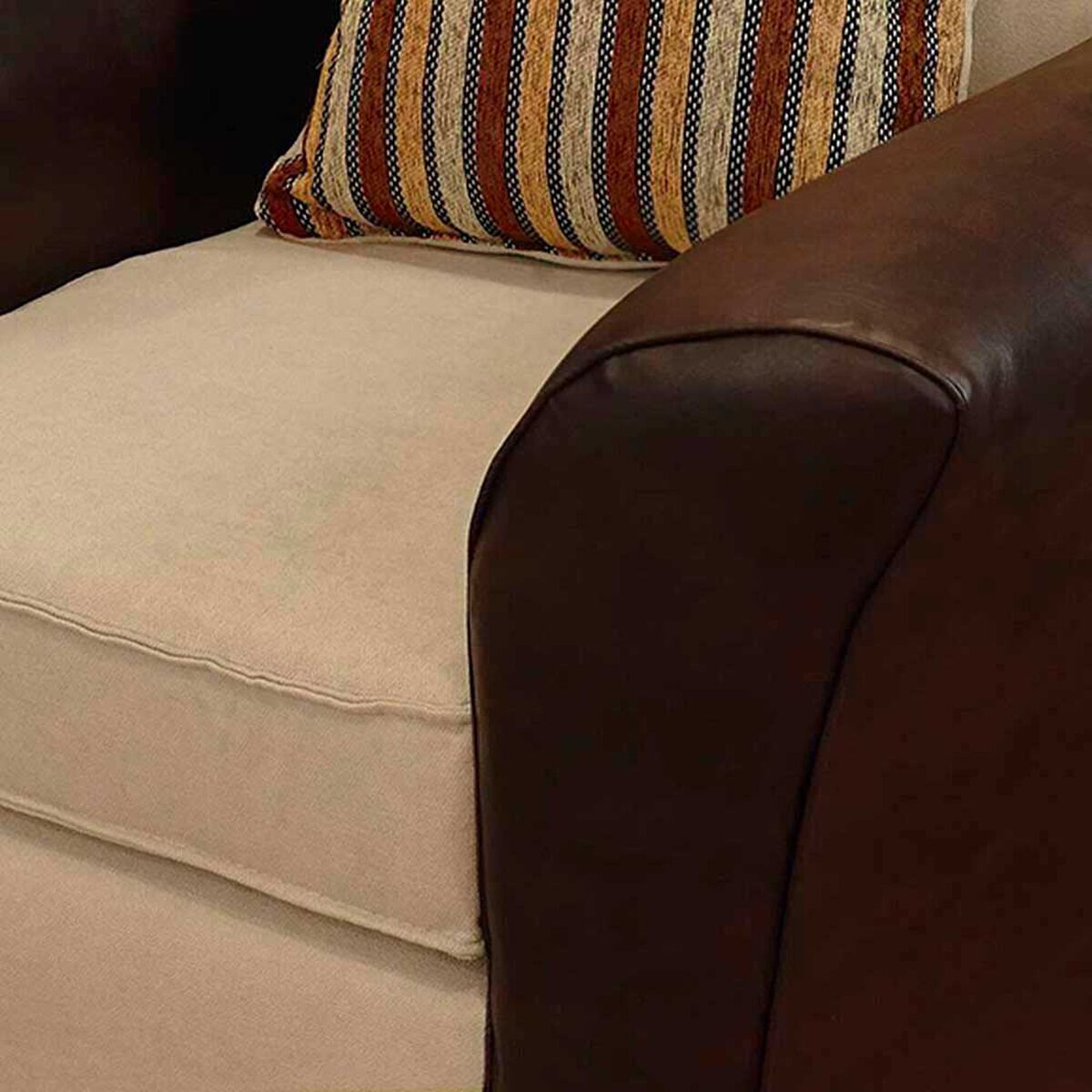 Sof&aacute; Elegant Detail Minesota 3 Cuerpos Beige