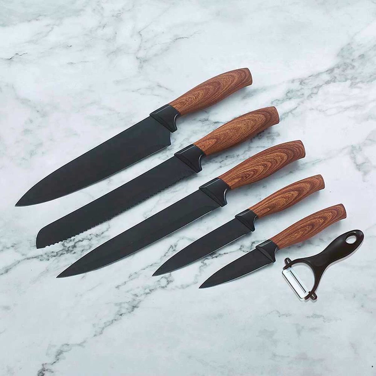 Combo Cocina a Gas Midea MCG-4QPI24NSCG 4 Quemadores + Set 5 Cuchillos + Pelador Zibel LK-NK73 Negro + Set 6 Utensilios de Cocina Casanova T4043-3A Negro