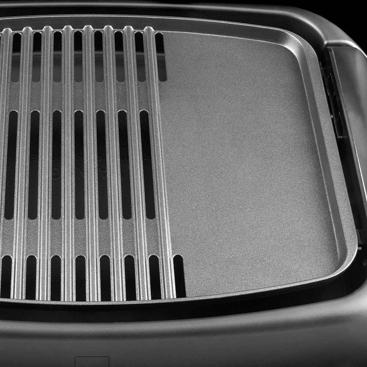 Parrilla Eléctrica Thomas TH 180