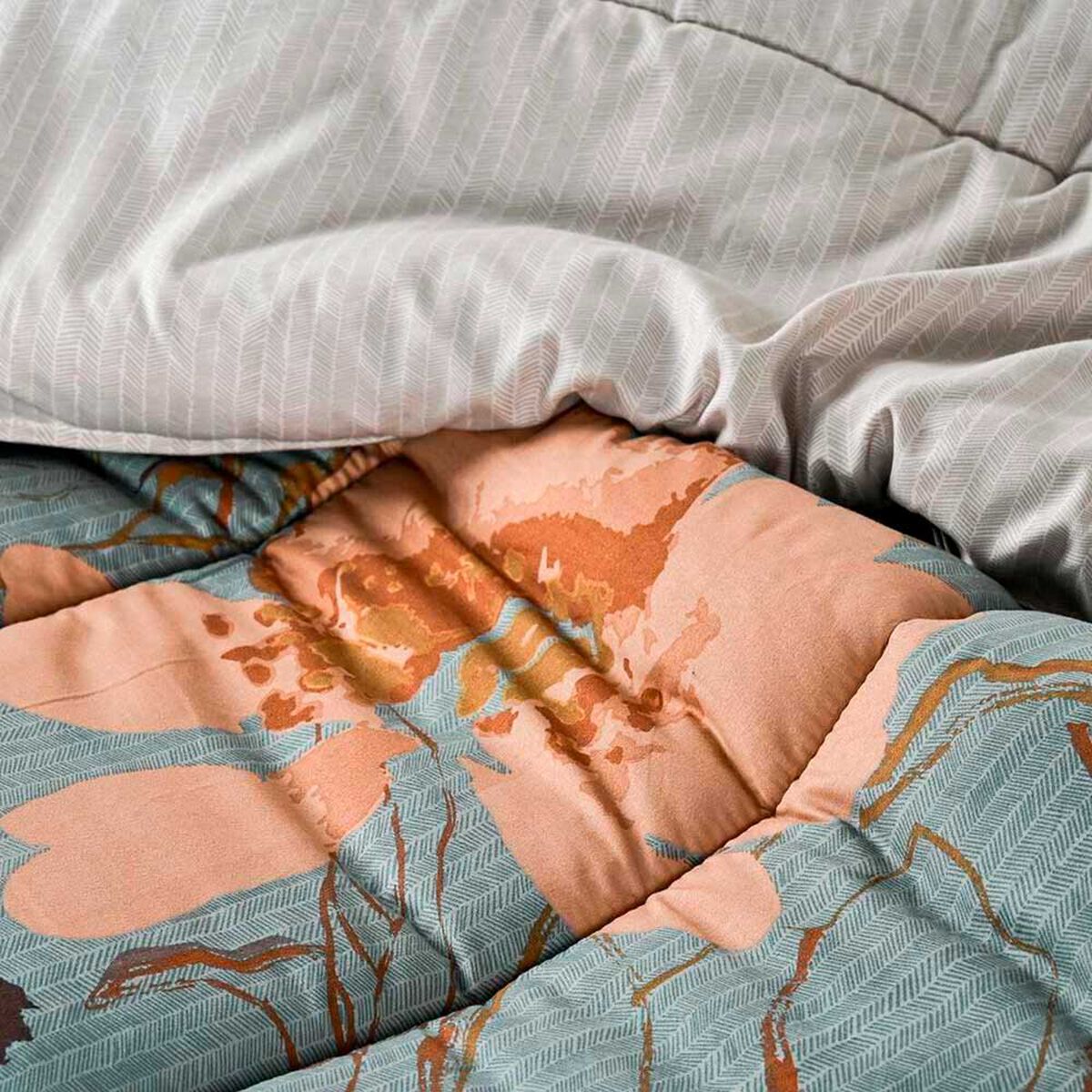 Plum&oacute;n Estampado Cannon King Glow