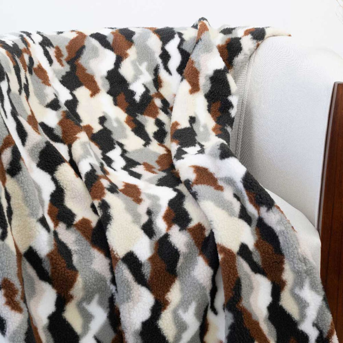 Manta Doral Softy Estampada 127x152 cm D4