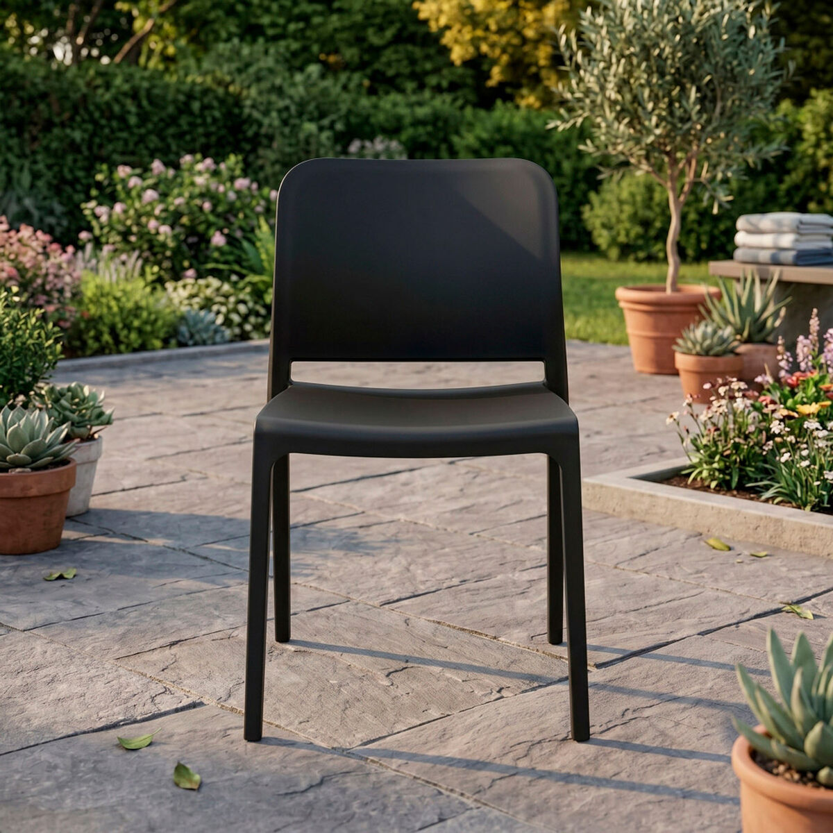 Silla Tuhome Triveca Negra
