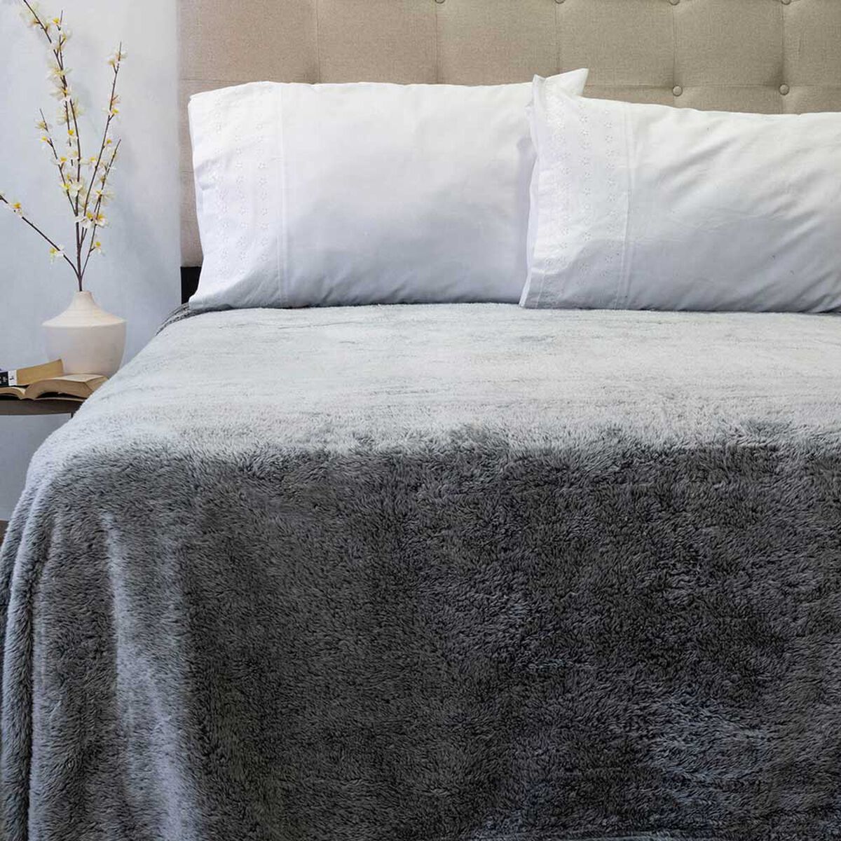 Frazada Poliéster Doral 2 Plazas Deluxe Gris