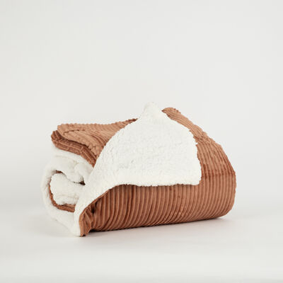 Imagen 1 del producto Frazada Flannel Acanalada Sherpa Zibel King Verde, Moca