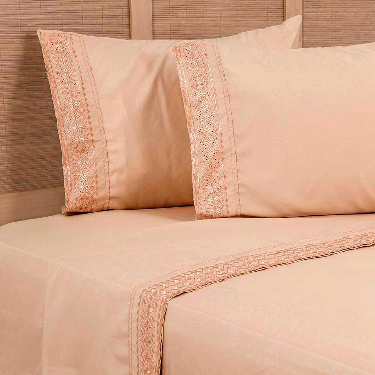 Juego de S&aacute;banas Bordadas Plumetti King Damasco