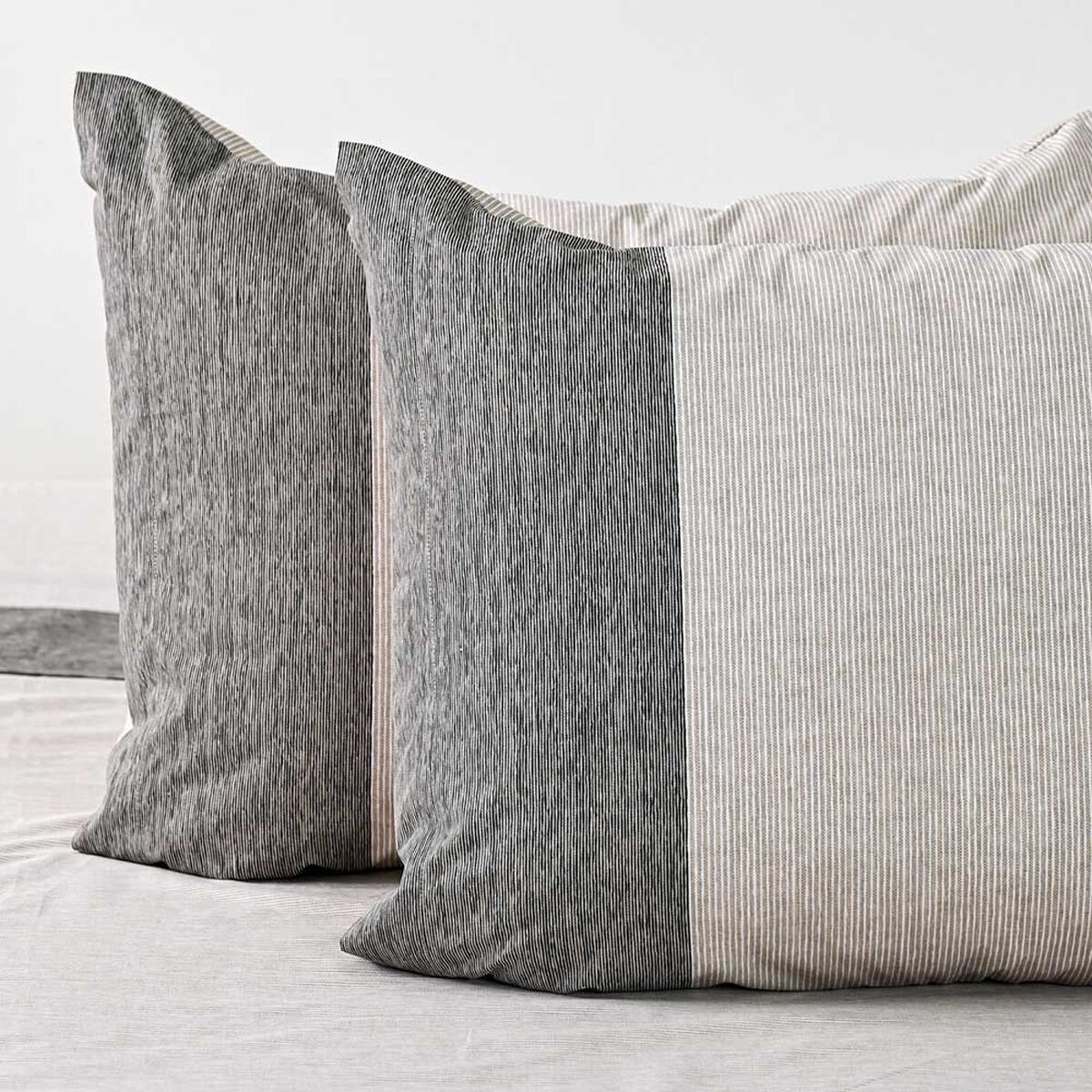 Juego de S&aacute;banas Elements & Co S&uacute;per King 200 Hilos Mark