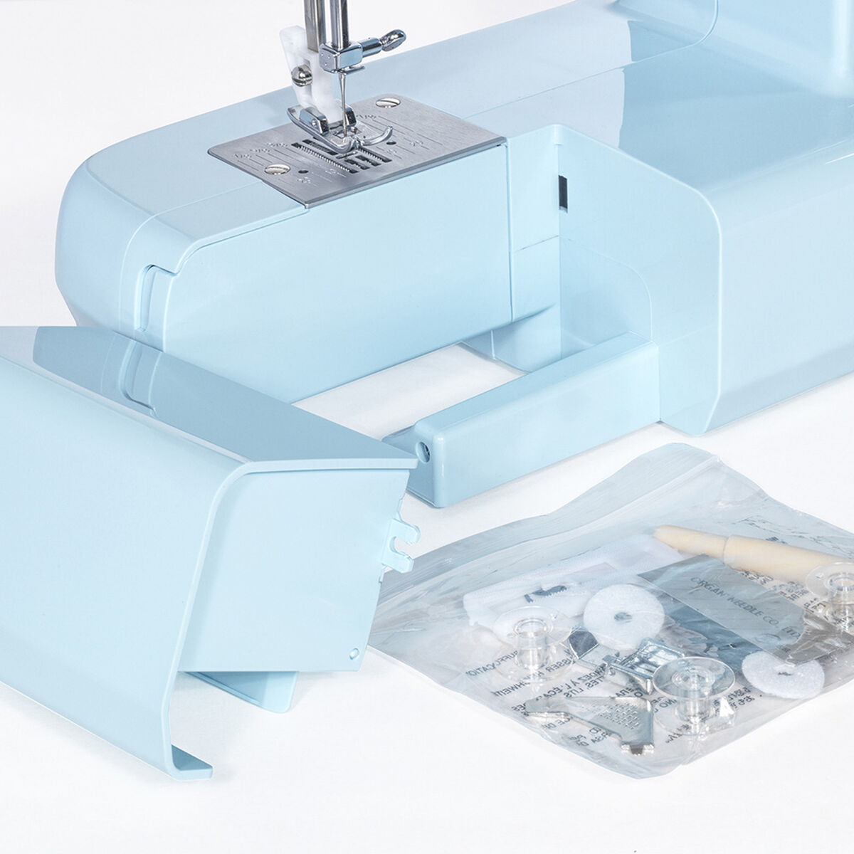 Máquina de Coser Brazo Libre Merritt ME 6 Celeste