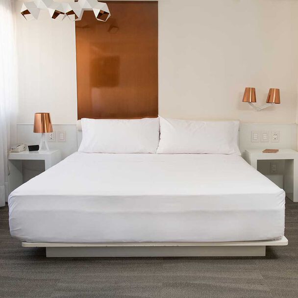 Juego de Sábanas Liso Linea Hotel 200 Hilos 1,5 Plazas Blanco