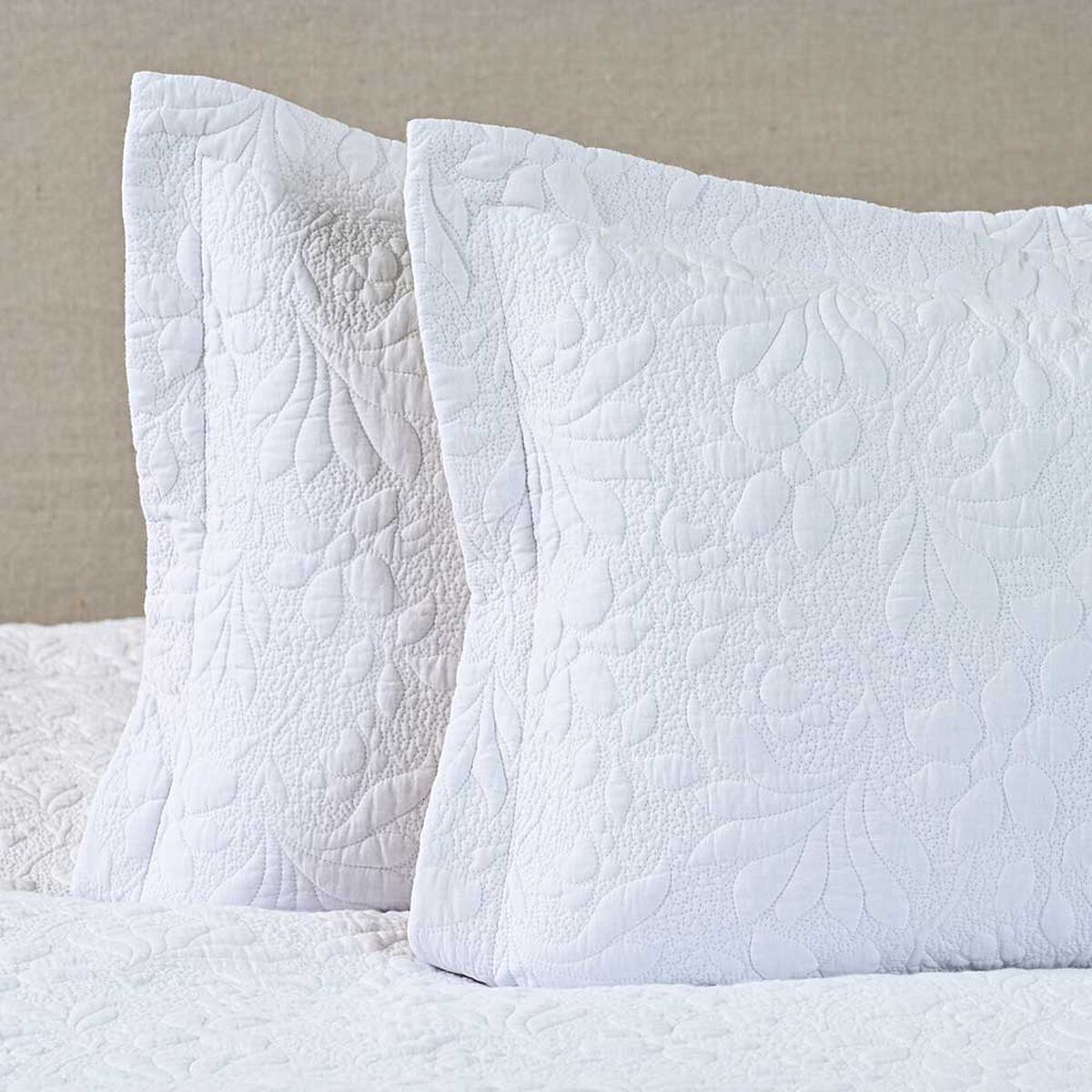 Quilt Royal Supreme King Garden White