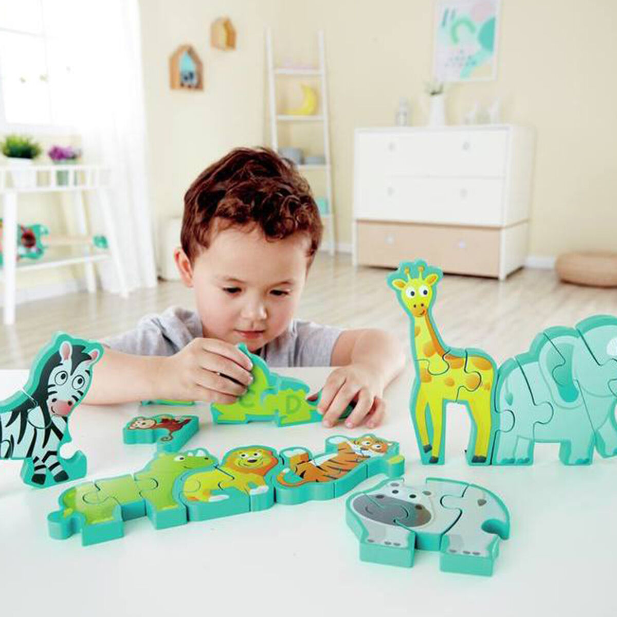 Desfile De Animales Y Abecedario Hape